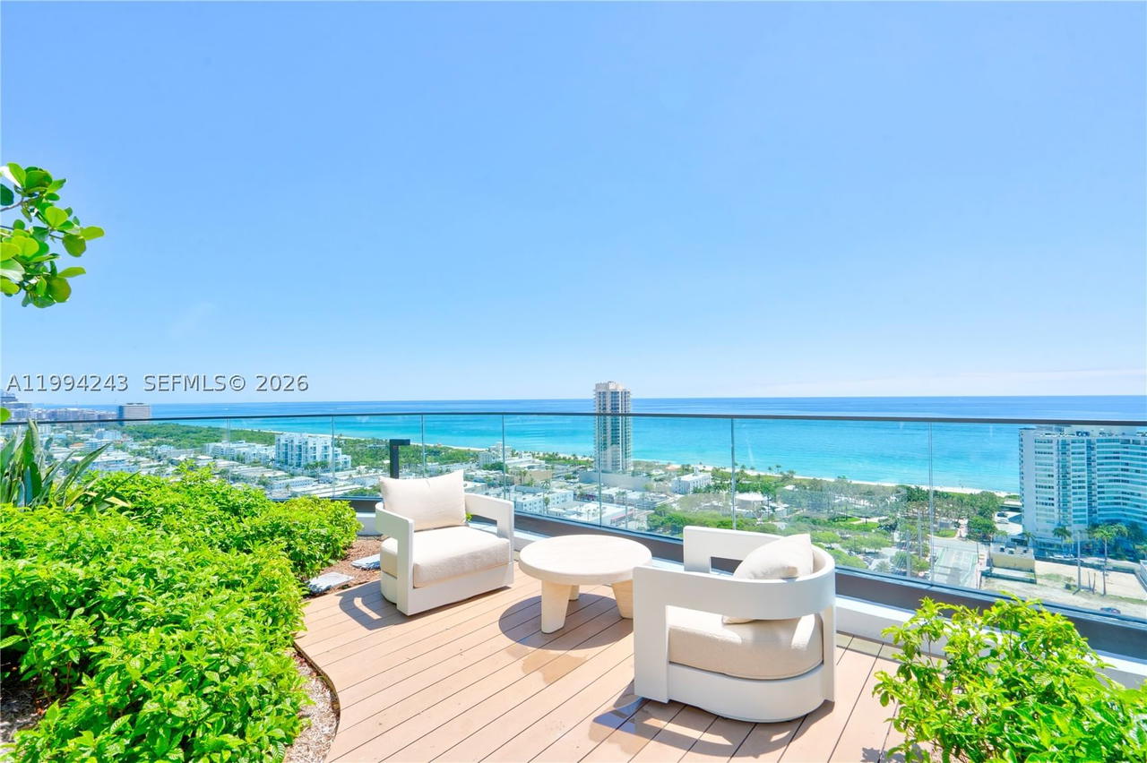Real estate property located at 580 72nd St #1708, Miami-dade, 72 Park Condo, Miami Beach, FL