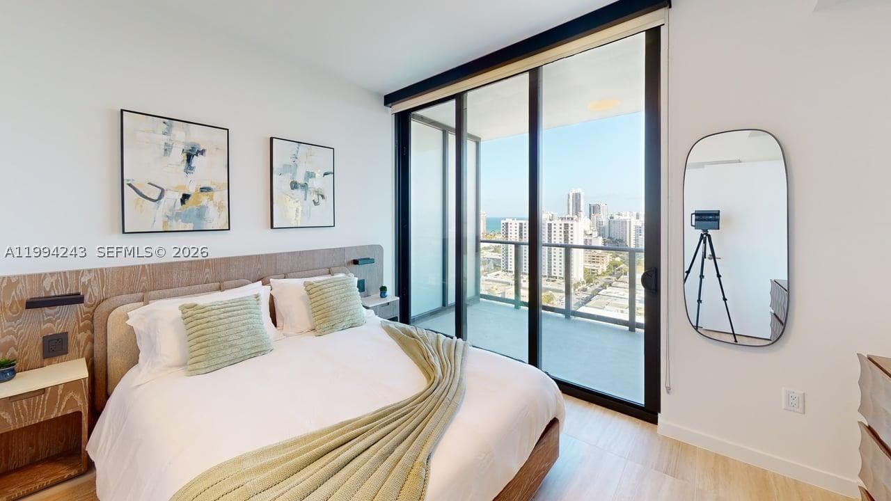 Real estate property located at 580 72nd St #1708, Miami-dade, 72 Park Condo, Miami Beach, FL