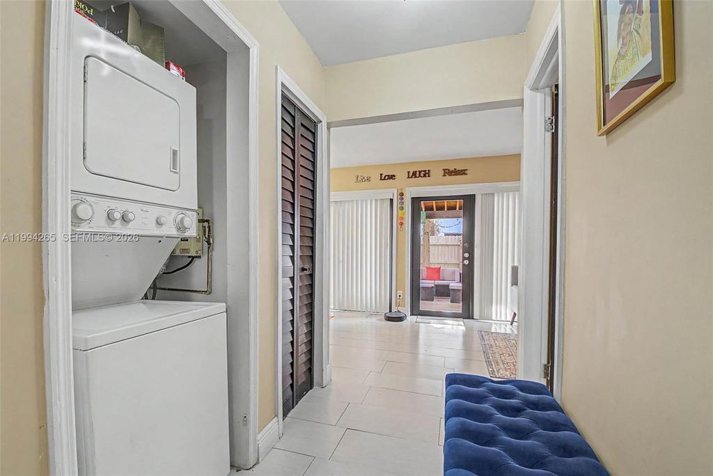 Real estate property located at 7104 113th Ave, Miami-dade, Snapper Creek Townhouses, Miami, FL