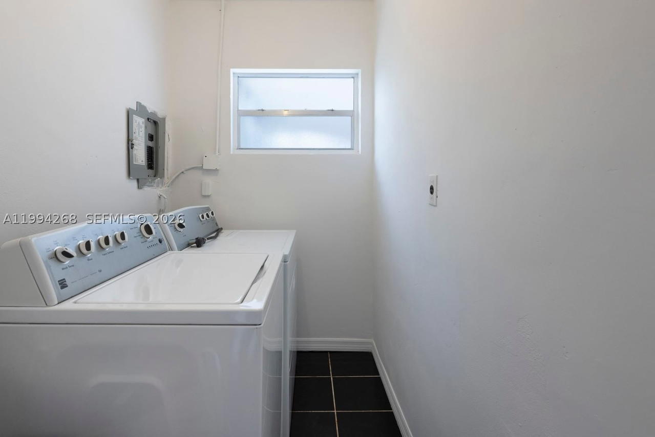 Real estate property located at 580 189th Ter, Miami-dade, Norwood 1st Addn, Miami Gardens, FL