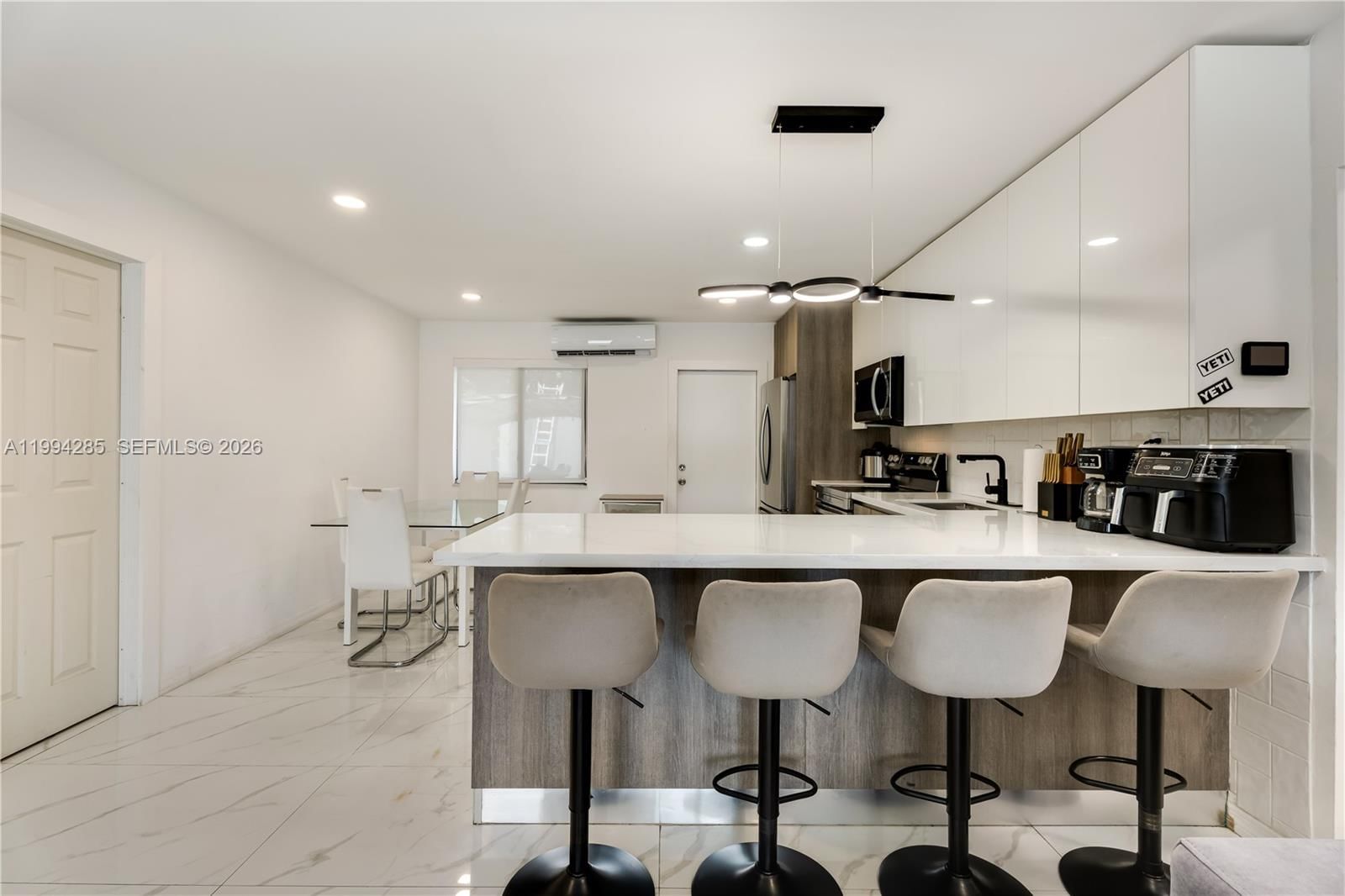 Real estate property located at 5635 Pierce St, Broward, Hollywood Beach Gardens, Hollywood, FL