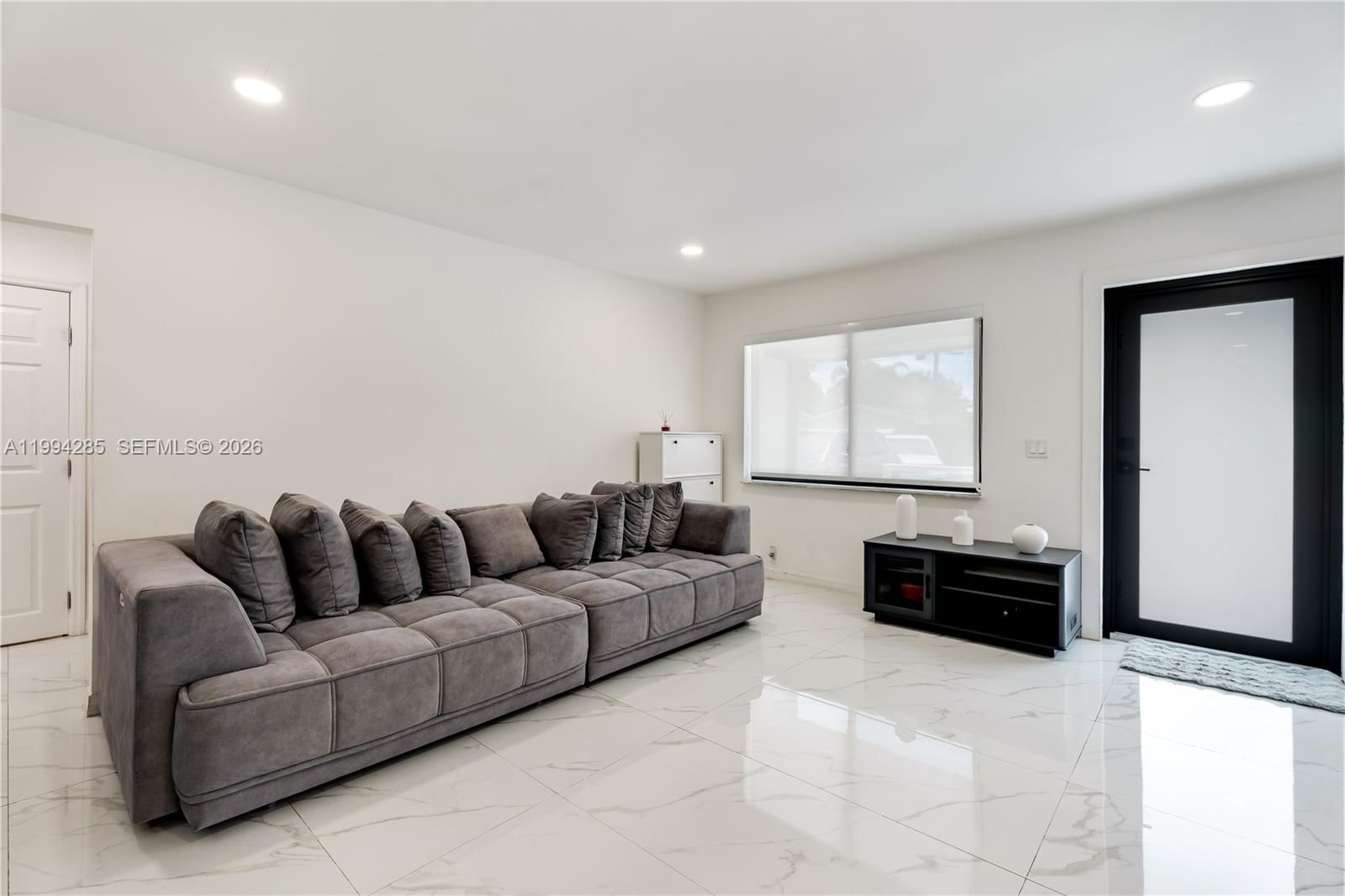 Real estate property located at 5635 Pierce St, Broward, Hollywood Beach Gardens, Hollywood, FL