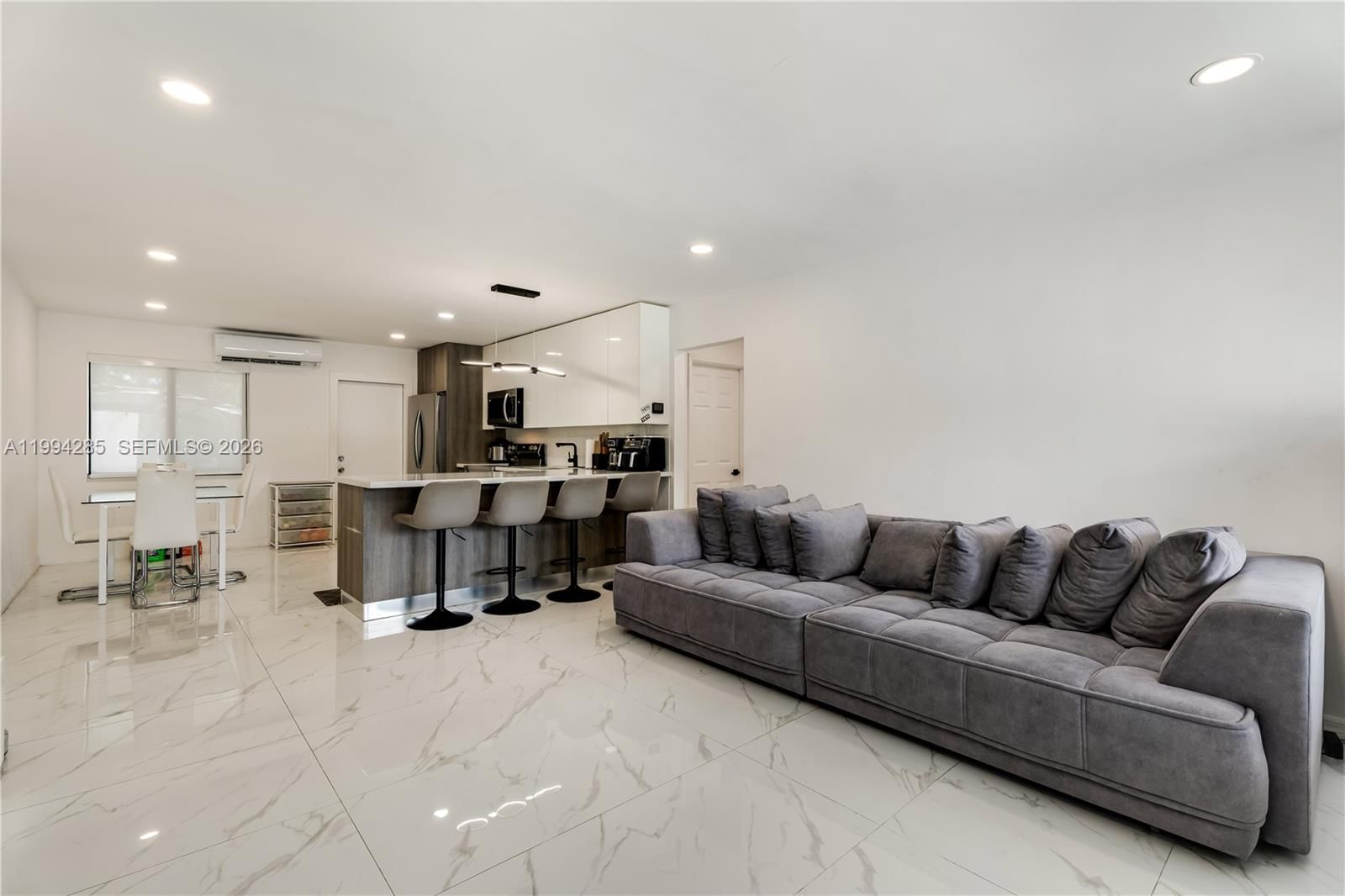 Real estate property located at 5635 Pierce St, Broward, Hollywood Beach Gardens, Hollywood, FL