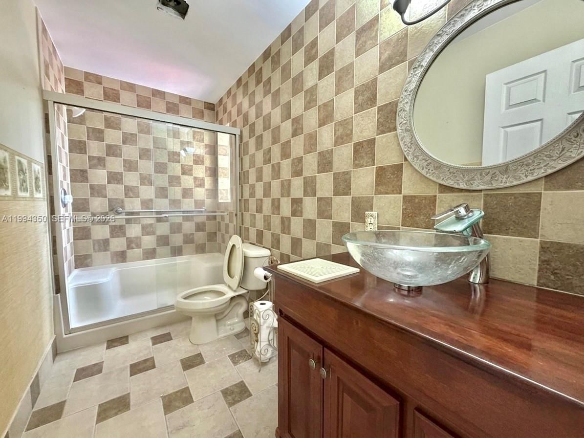 Real estate property located at , Broward, Towngate, Pembroke Pines, FL