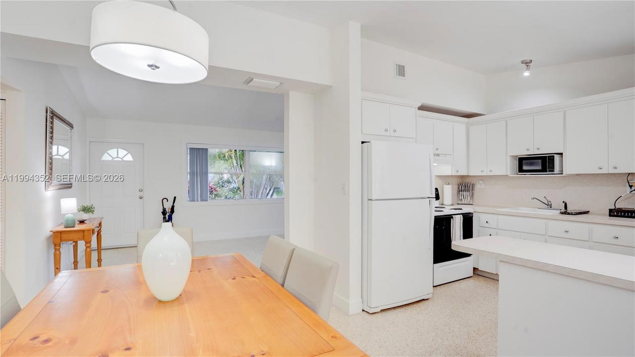 Real estate property located at 2905 93rd Ct, Miami-dade, Coral Gardens, Miami, FL