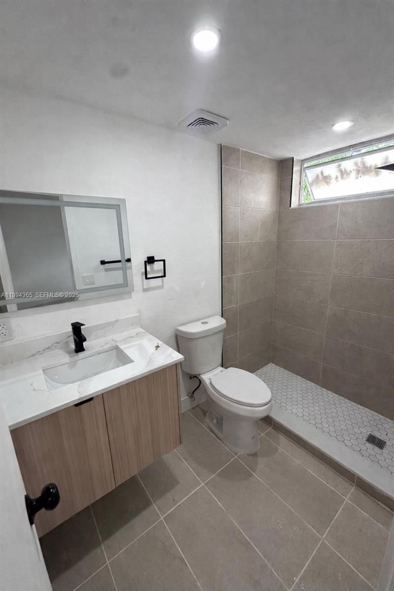 Real estate property located at 7725 Carlyle Ave #2, Miami-dade, Rose Condo, Miami Beach, FL