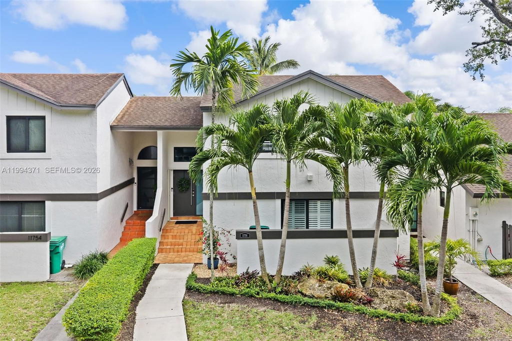 Real estate property located at 11758 92nd Ter, Miami-dade, Shadywood Villas Amended, Miami, FL