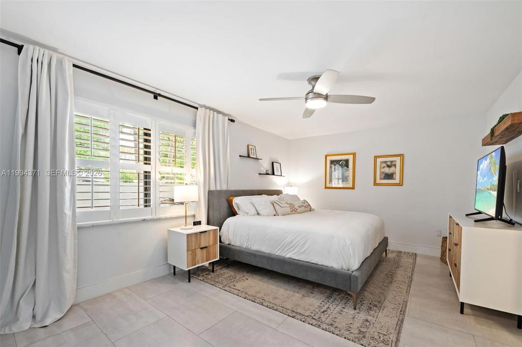 Real estate property located at 11758 92nd Ter, Miami-dade, Shadywood Villas Amended, Miami, FL