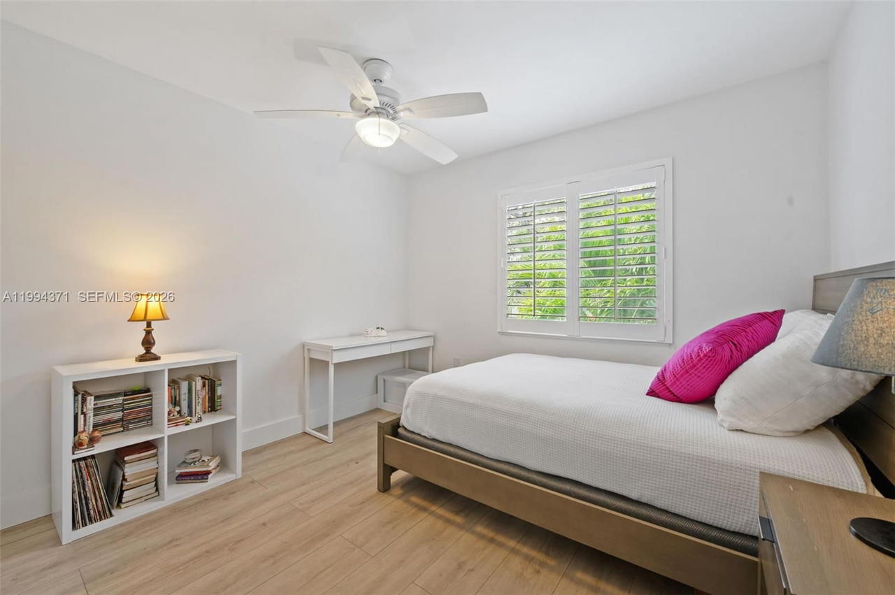 Real estate property located at 11758 92nd Ter, Miami-dade, Shadywood Villas Amended, Miami, FL