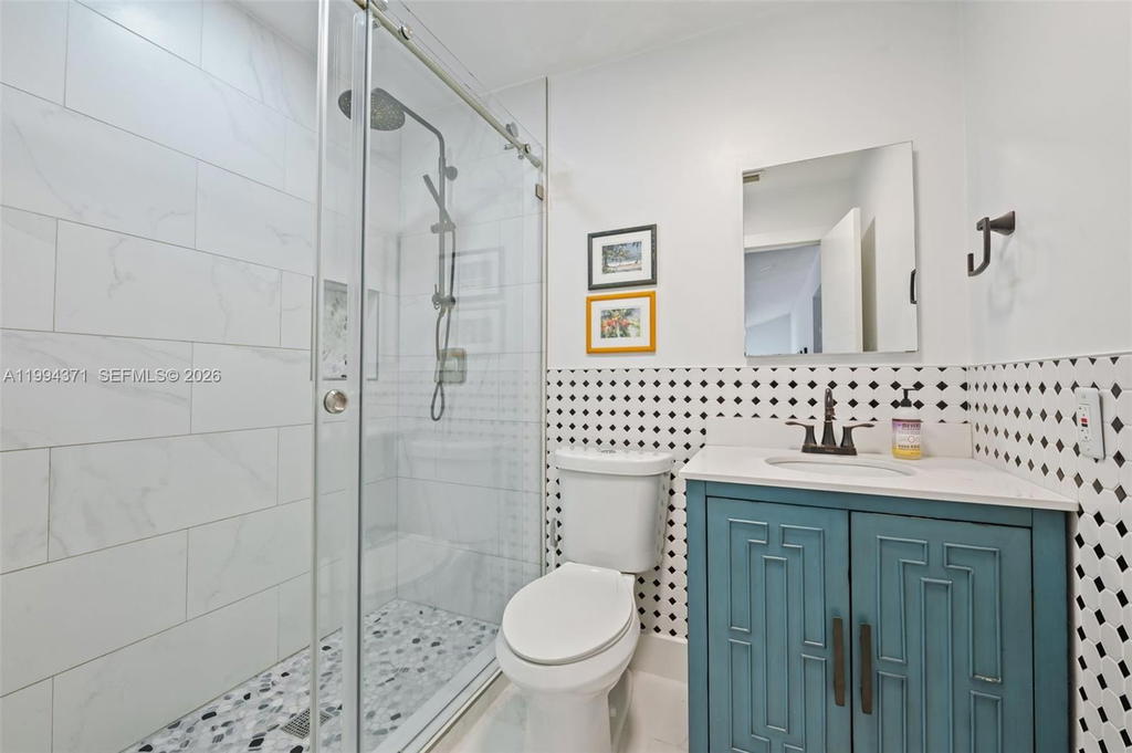 Real estate property located at 11758 92nd Ter, Miami-dade, Shadywood Villas Amended, Miami, FL