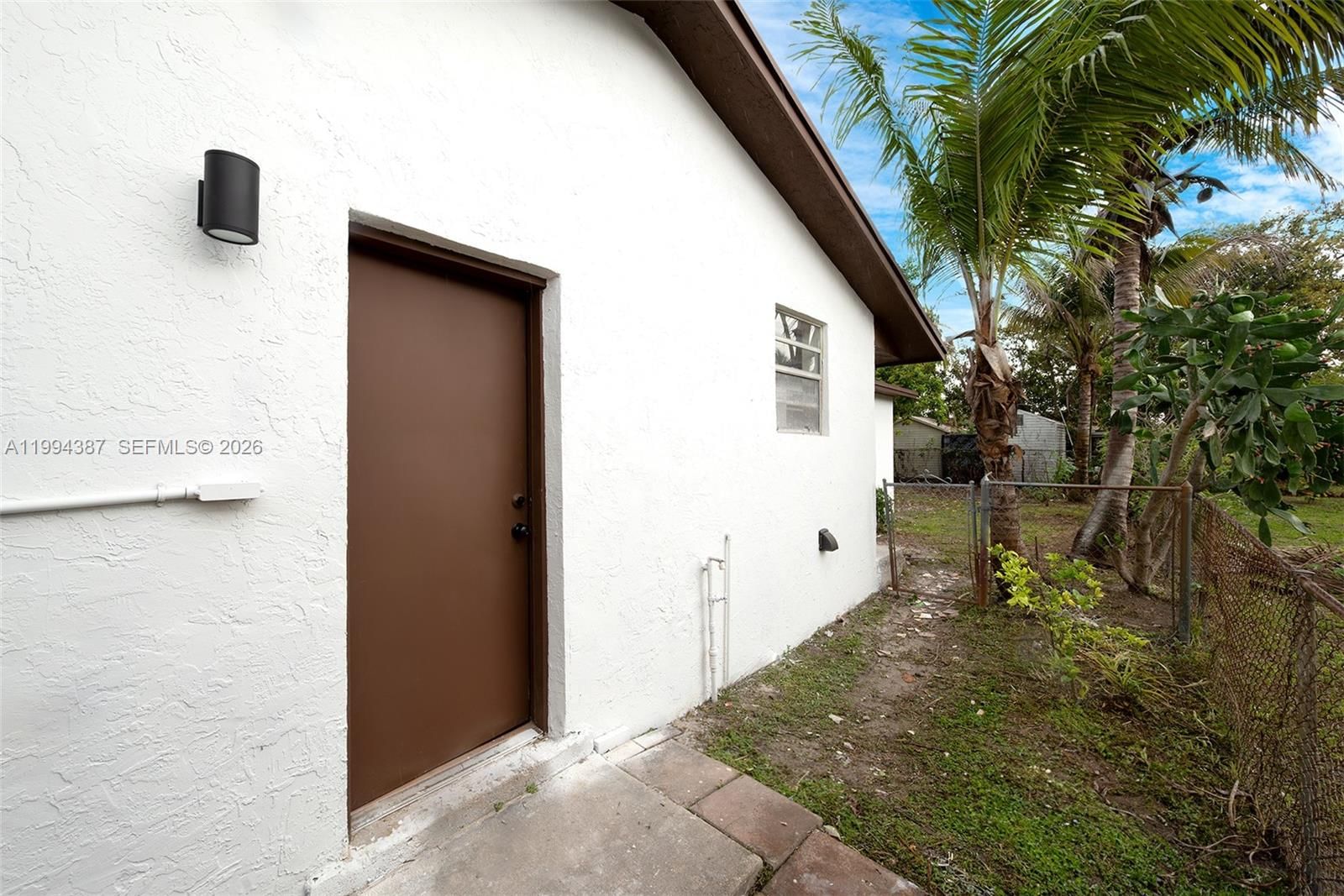 Real estate property located at 5632 19th St, Broward, West Carver Ranches Add N, West Park, FL