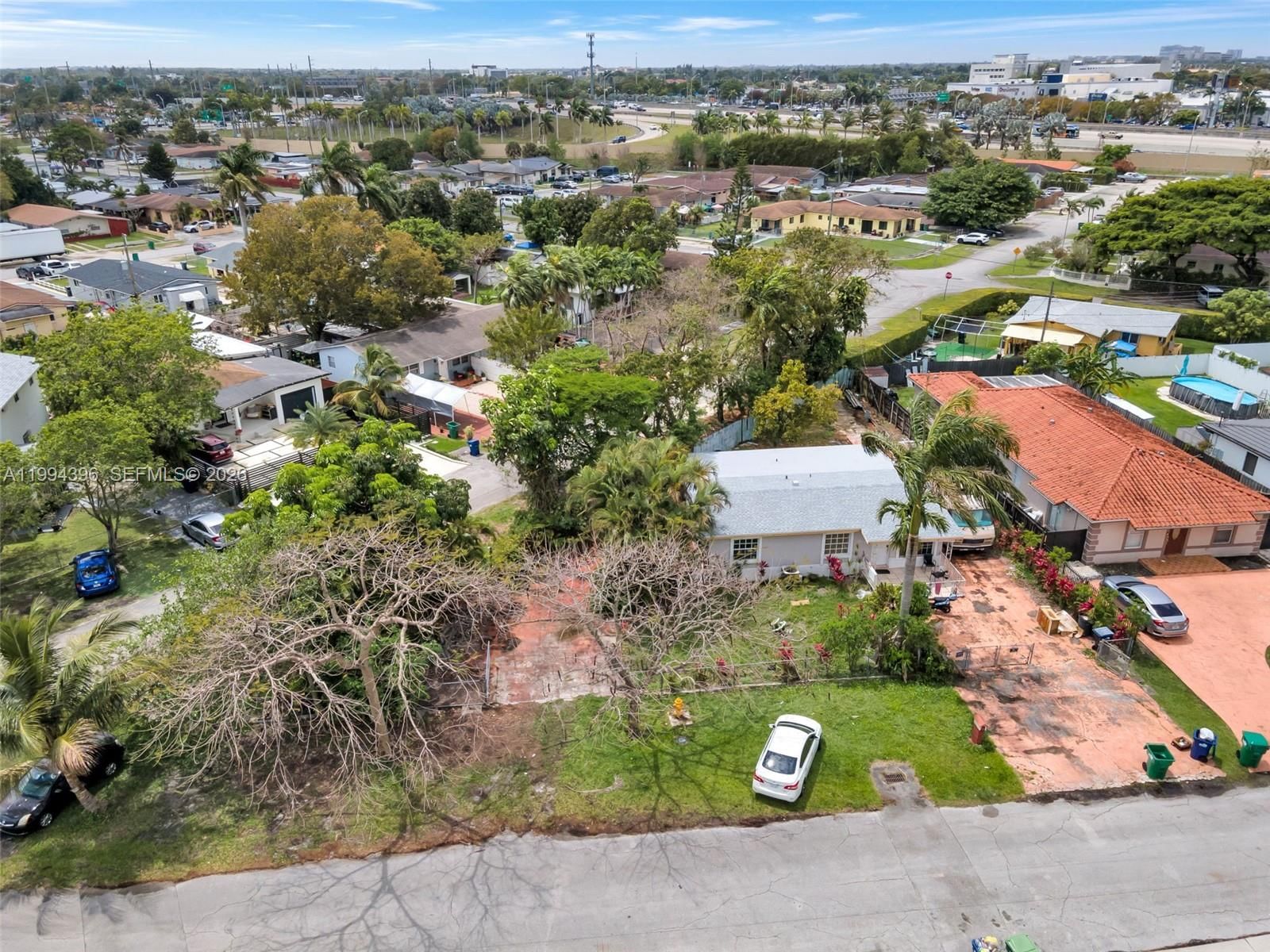Real estate property located at 300 Northwest Blvd, Miami-dade, Winona Park 1st Addn, Miami, FL