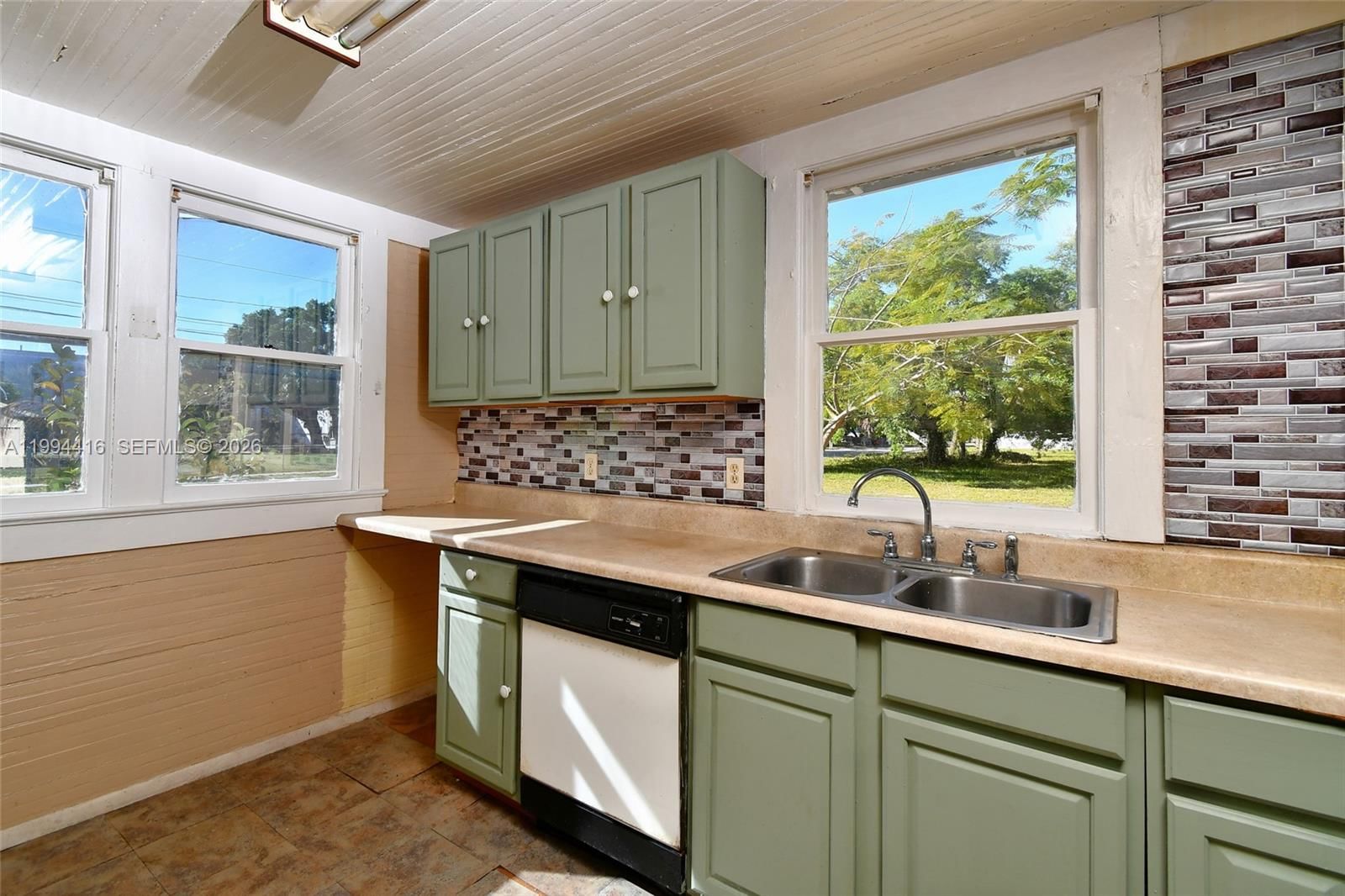 Real estate property located at 3381 Edgewood Ave., Lee, Edgewood Subdivision, Fort Myers, FL