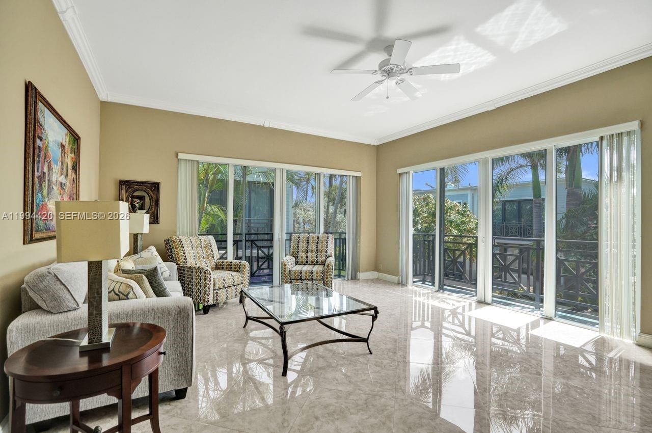 Real estate property located at 1578 Ocean Ln #214, Broward, Oceanage Condo, Fort Lauderdale, FL