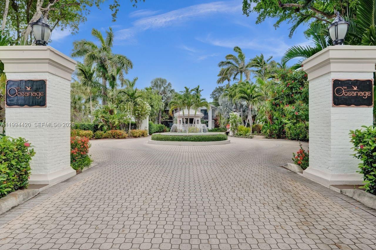 Real estate property located at 1578 Ocean Ln #214, Broward, Oceanage Condo, Fort Lauderdale, FL