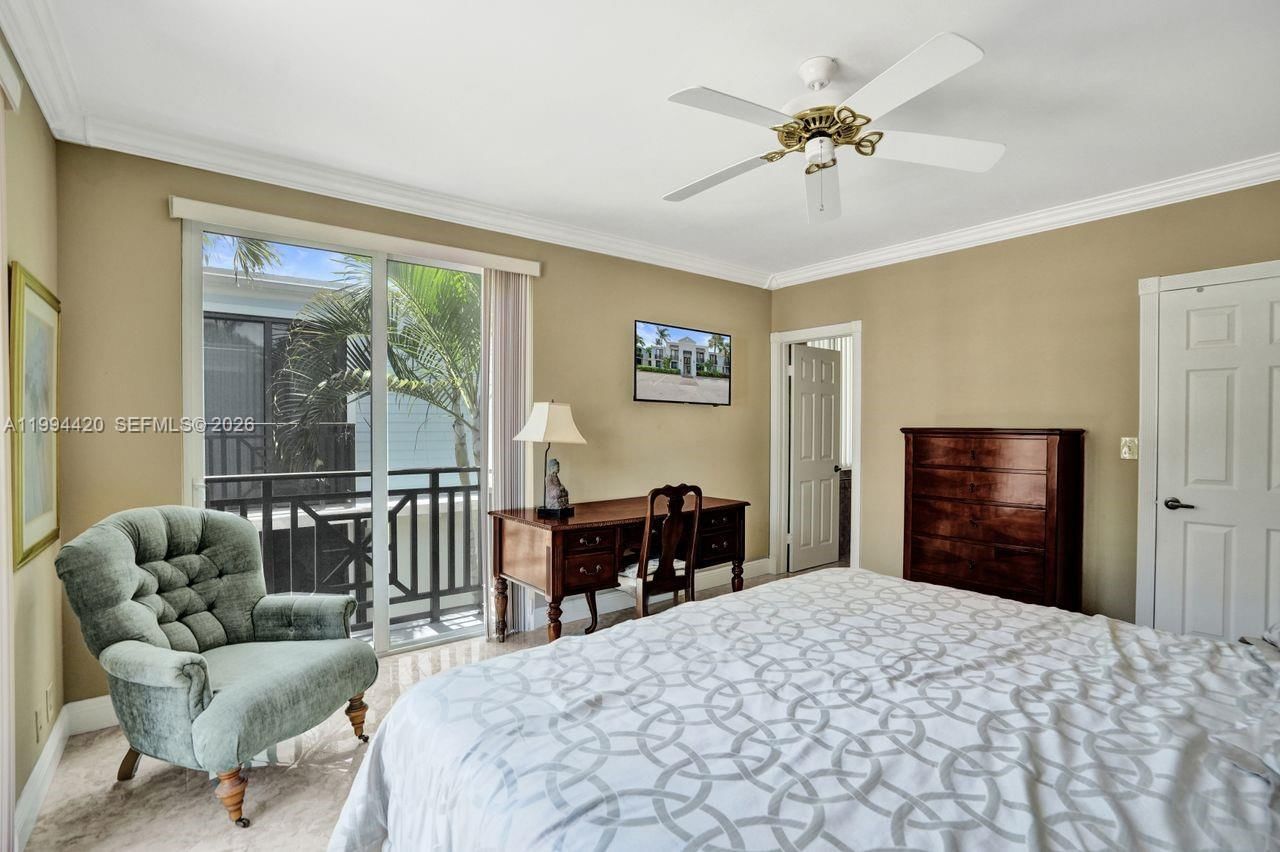 Real estate property located at 1578 Ocean Ln #214, Broward, Oceanage Condo, Fort Lauderdale, FL