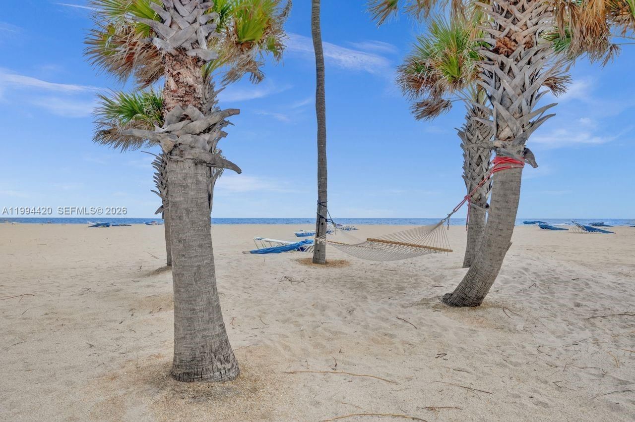 Real estate property located at 1578 Ocean Ln #214, Broward, Oceanage Condo, Fort Lauderdale, FL