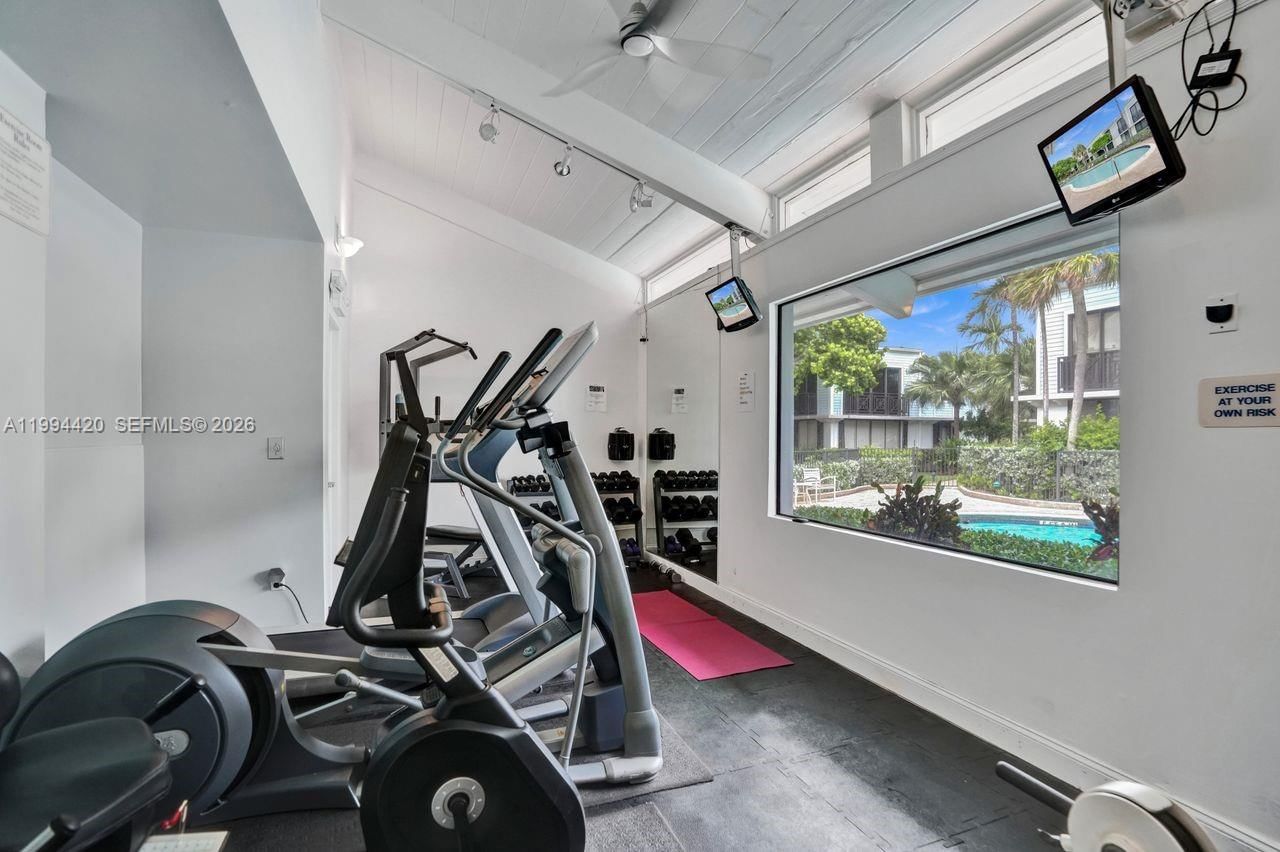 Real estate property located at 1578 Ocean Ln #214, Broward, Oceanage Condo, Fort Lauderdale, FL