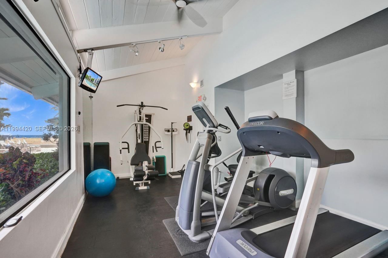 Real estate property located at 1578 Ocean Ln #214, Broward, Oceanage Condo, Fort Lauderdale, FL