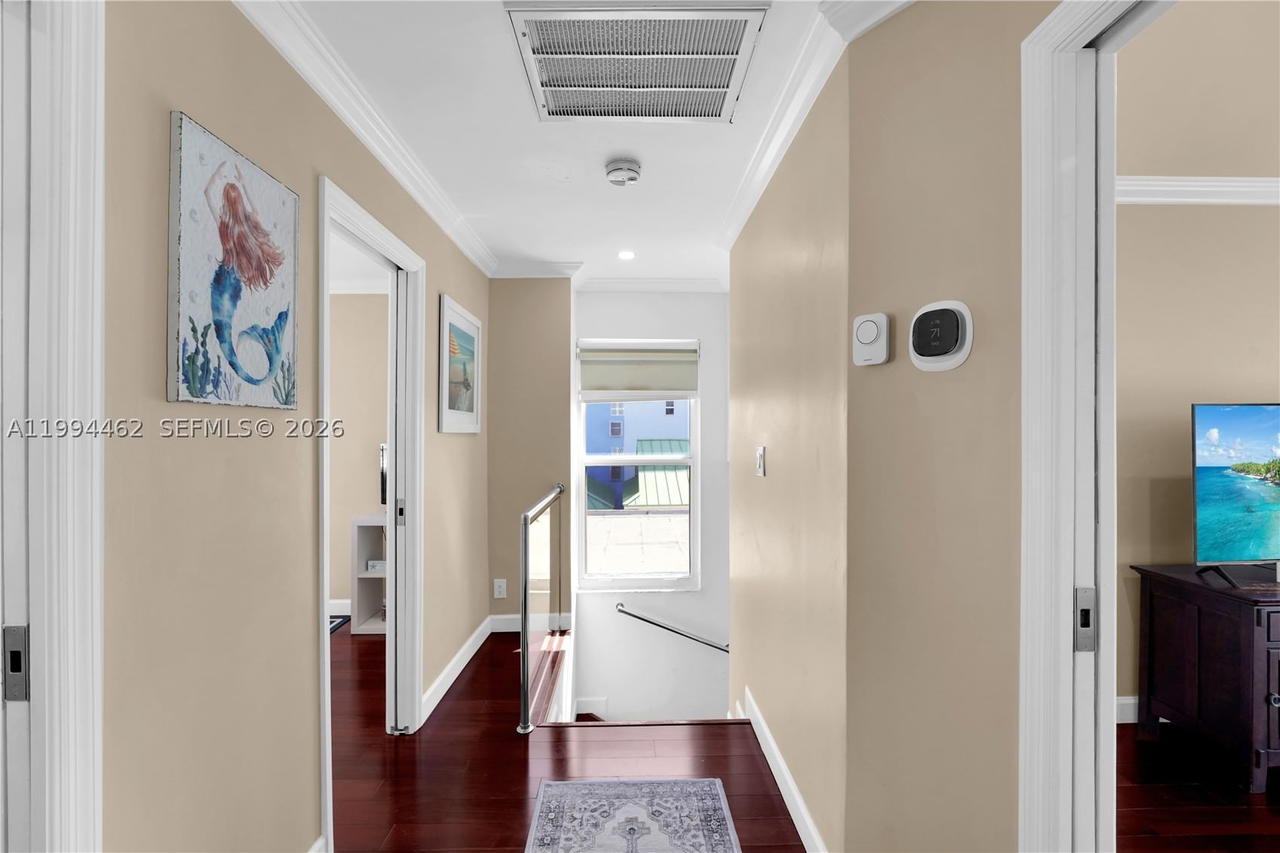 Real estate property located at 335 Virginia St, Broward, Virginia Beach Resort, Hollywood, FL