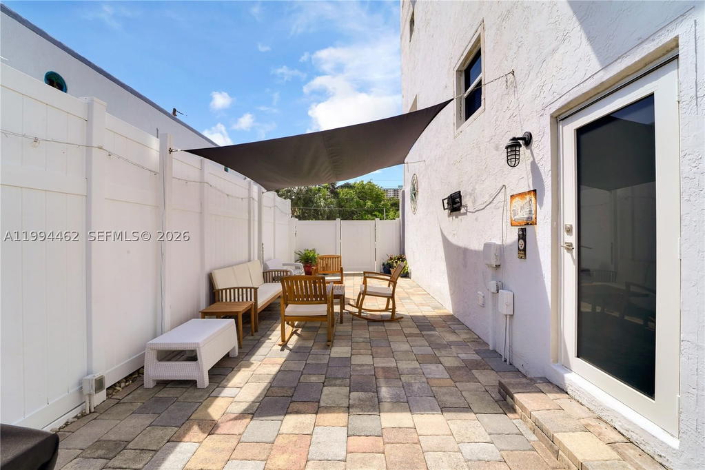 Real estate property located at 335 Virginia St, Broward, Virginia Beach Resort, Hollywood, FL