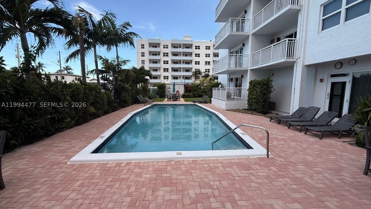 Real estate property located at 200 Birch Rd #211, Broward, Leisure Beach Condo, Fort Lauderdale, FL