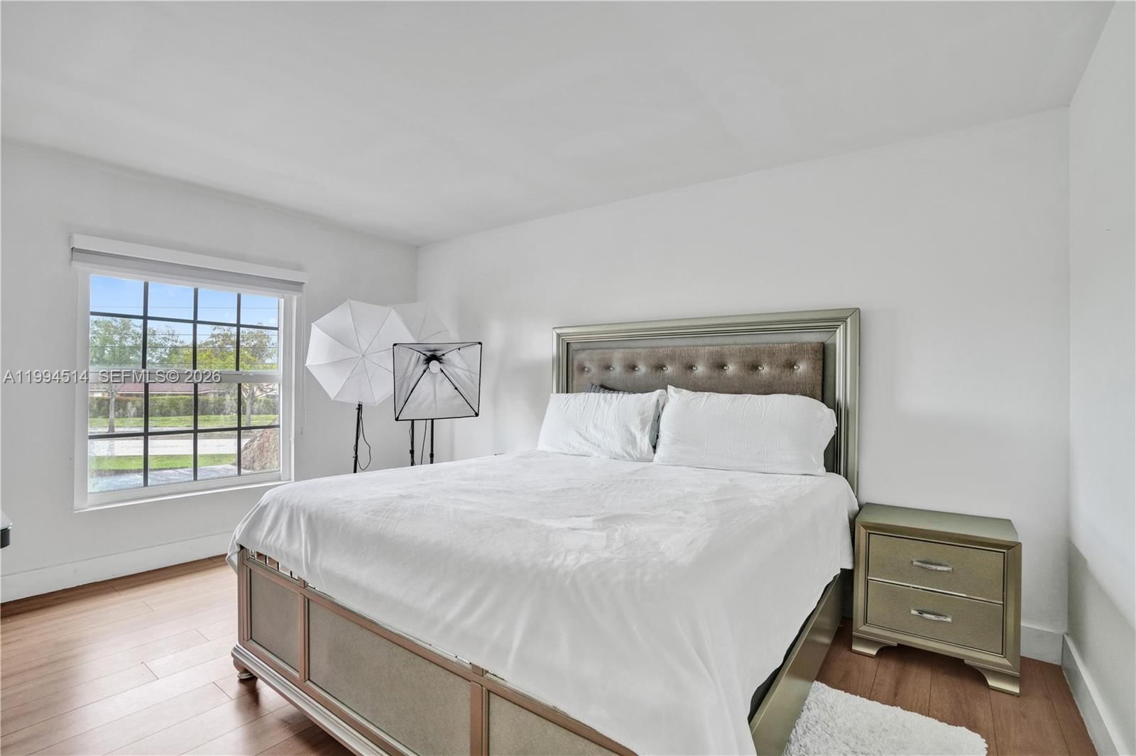 Real estate property located at 15463 57th St, Miami-dade, Westwind Lakes Sec 4, Miami, FL