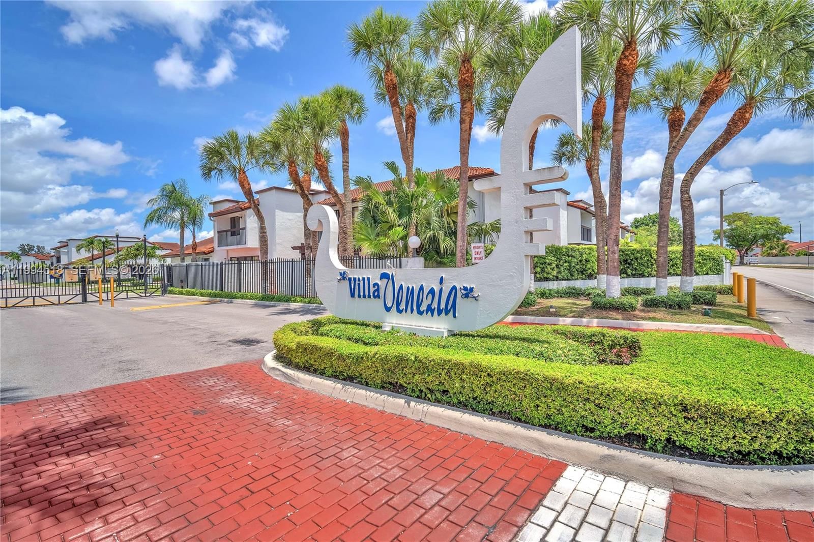 Real estate property located at 1321 124th Ct #18-A, Miami-dade, Villa Venezia Condo Ph Vi, Miami, FL
