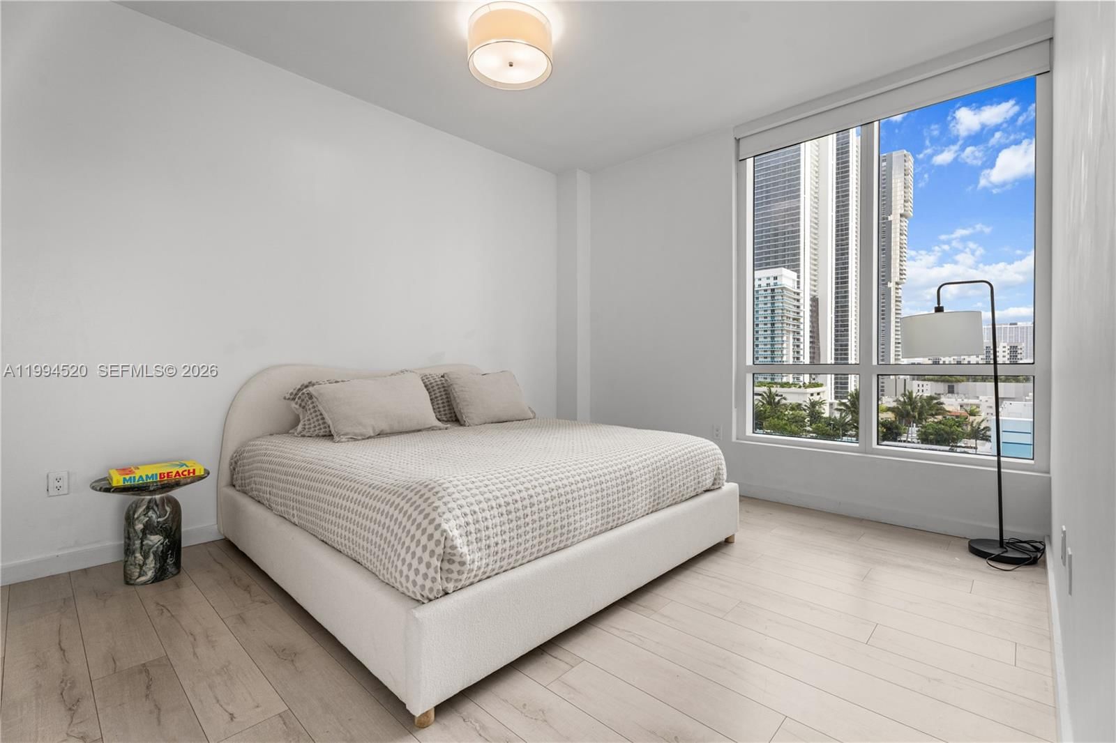 Real estate property located at 601 27th St #1202, Miami-dade, The Crimson Condo, Miami, FL