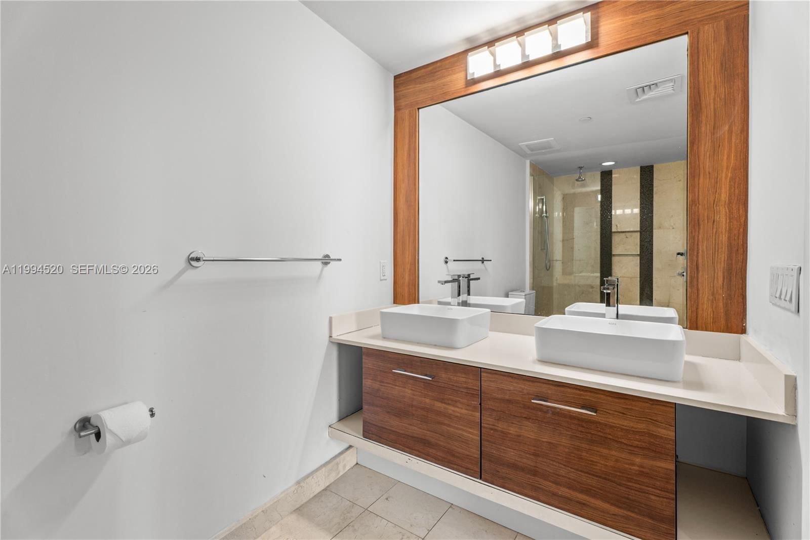 Real estate property located at 601 27th St #1202, Miami-dade, The Crimson Condo, Miami, FL