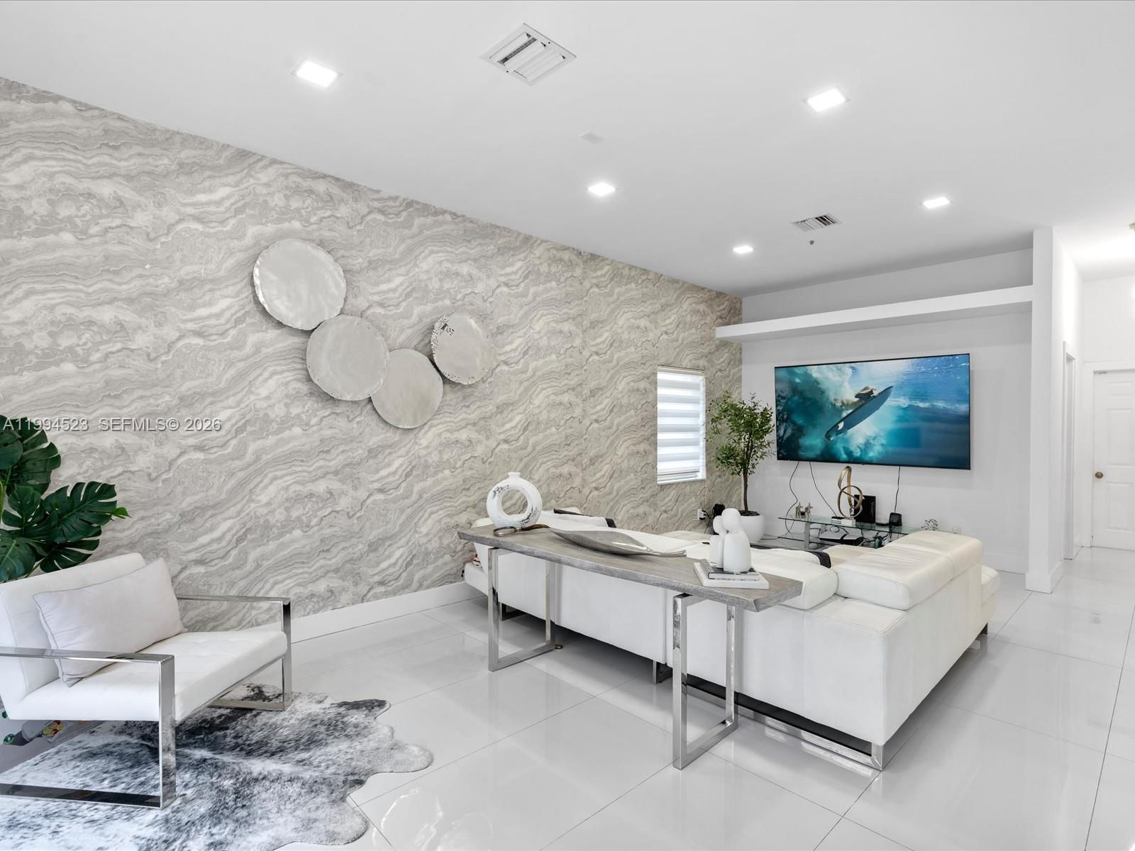 Real estate property located at 1607 157th Ave, Broward, Hollywood Lakes Country C, Pembroke Pines, FL