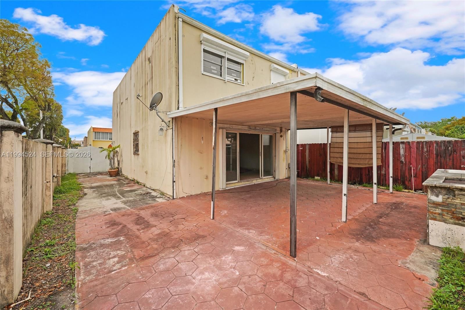 Real estate property located at 7205 2nd Ln, Miami-dade, First Addn To Palm Spring, Hialeah, FL