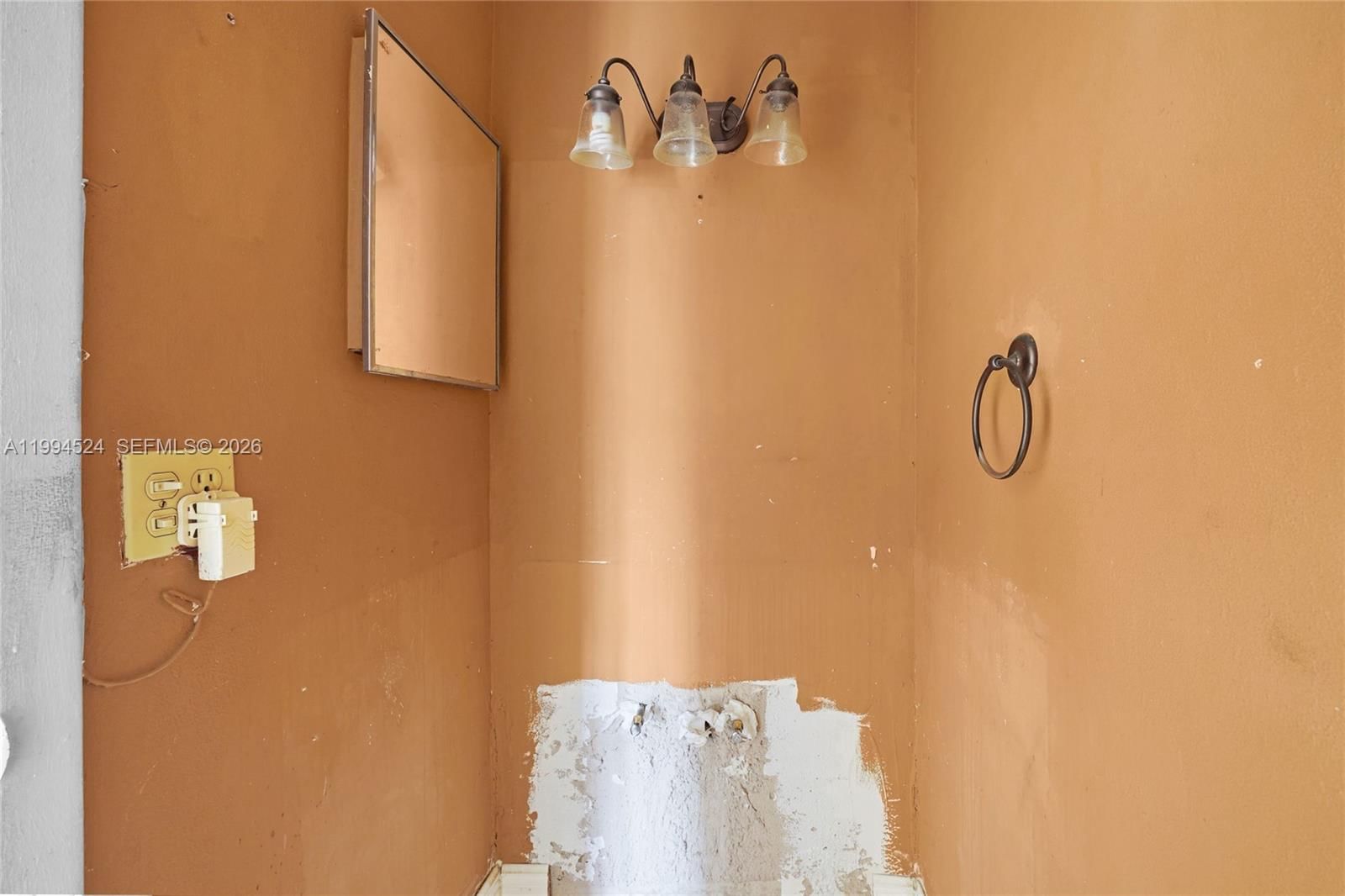 Real estate property located at 7205 2nd Ln, Miami-dade, First Addn To Palm Spring, Hialeah, FL