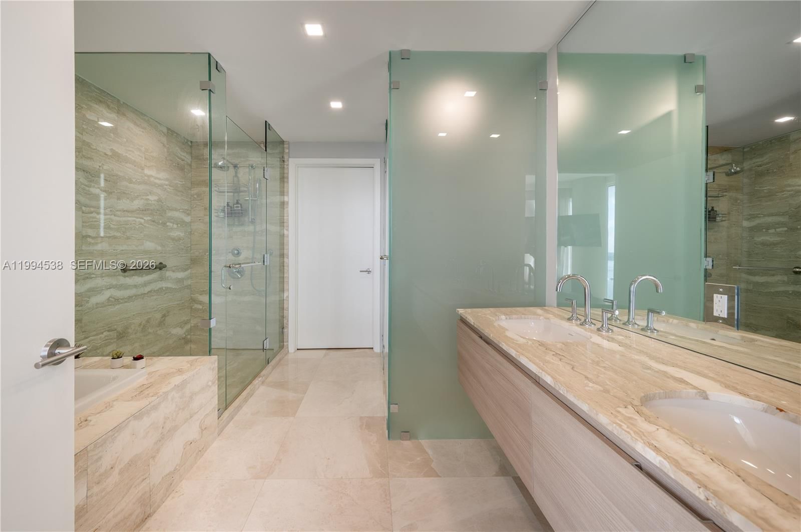 Real estate property located at , Miami-dade, Biscayne Beach Condo, Miami, FL