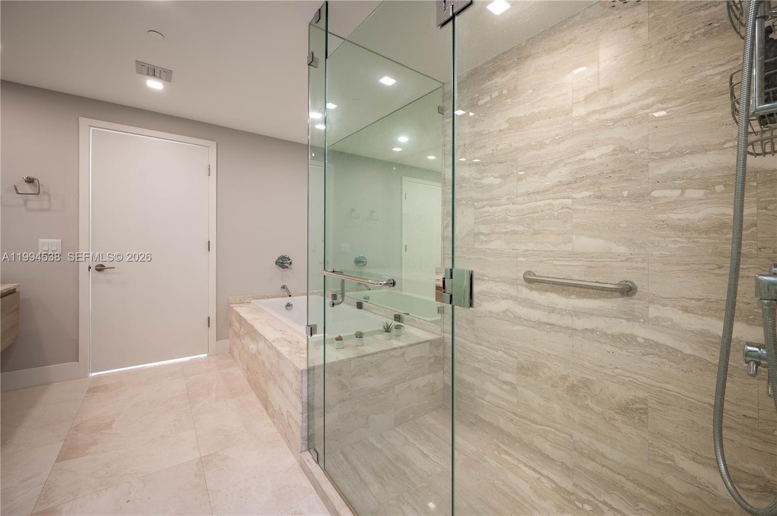 Real estate property located at , Miami-dade, Biscayne Beach Condo, Miami, FL