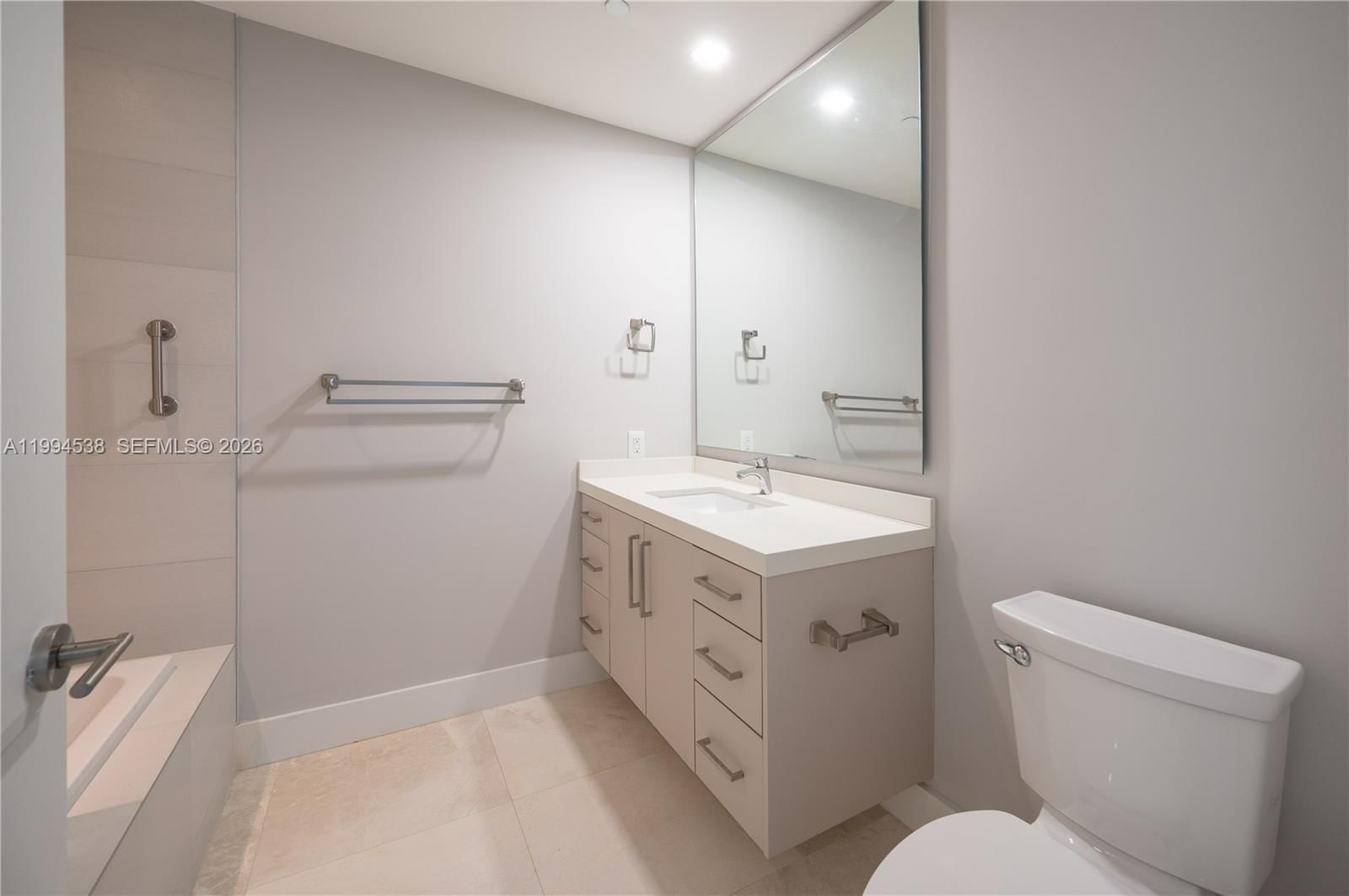 Real estate property located at , Miami-dade, Biscayne Beach Condo, Miami, FL