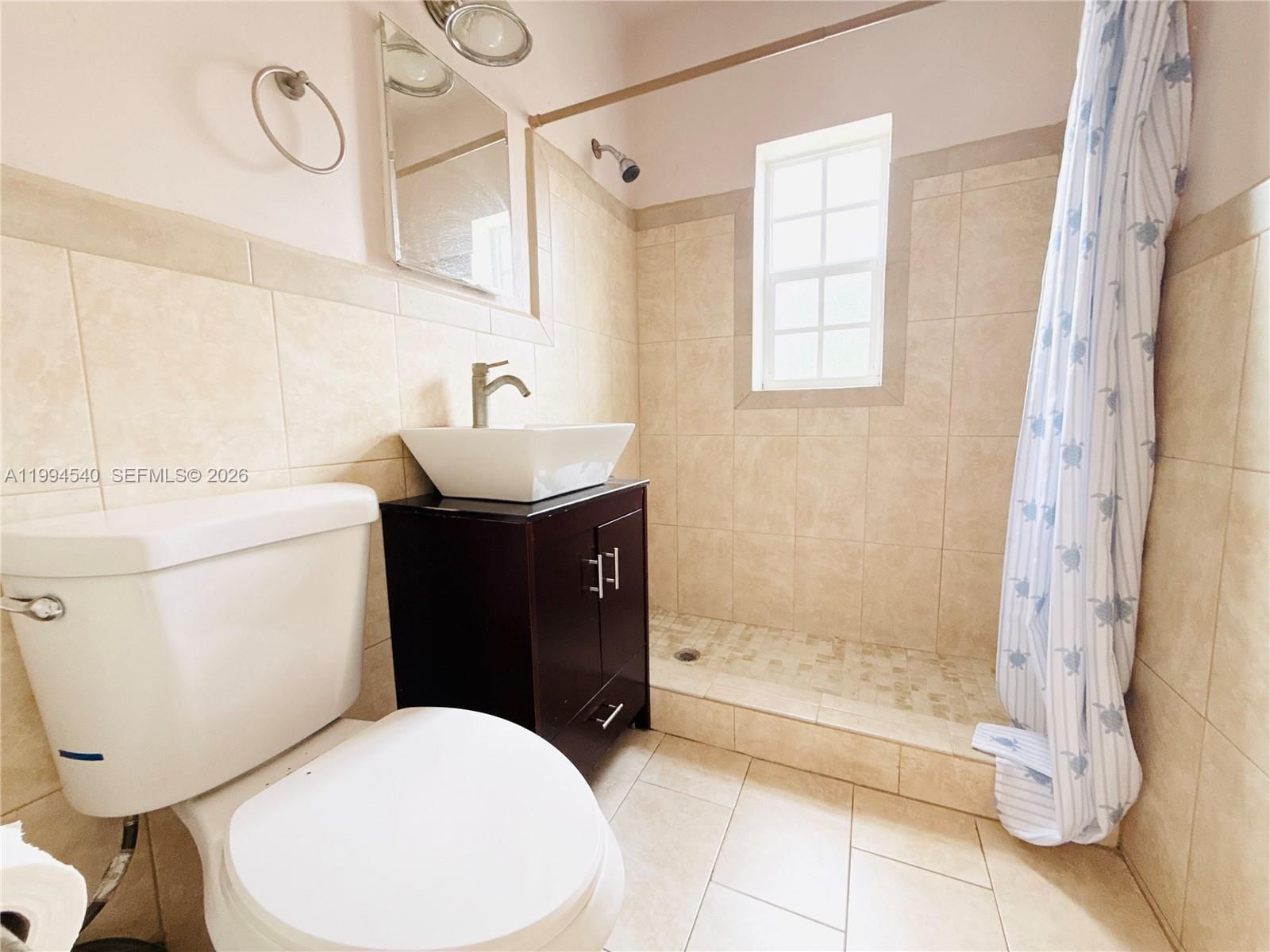 Real estate property located at 555 16th Ave #11, Miami-dade, Los Jardines Condo, Miami, FL