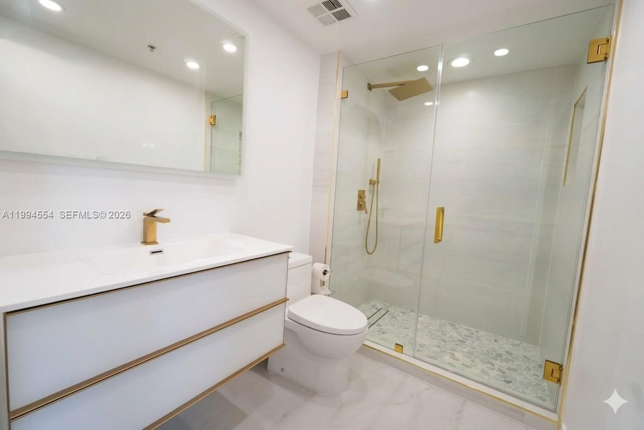 Real estate property located at 325 Biscayne Blvd #3314, Miami-dade, One Miami West Condo, Miami, FL