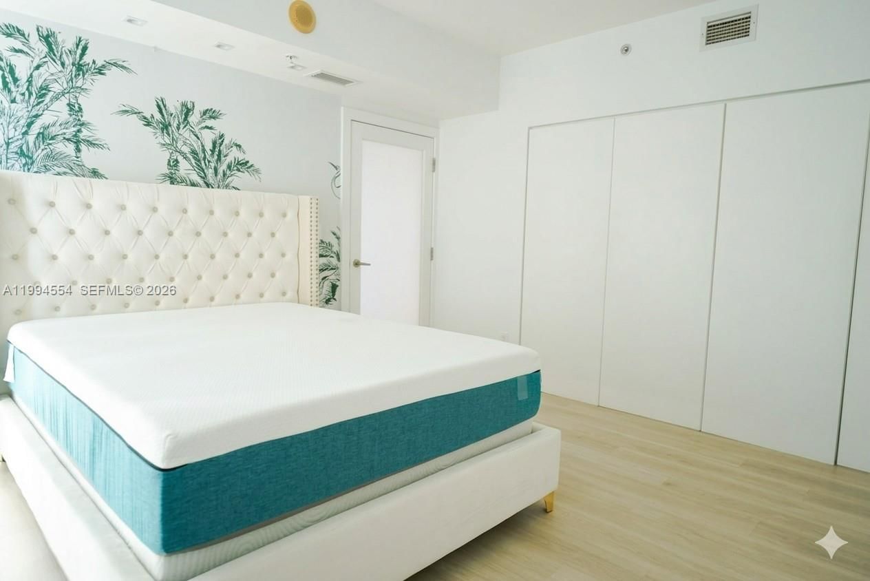 Real estate property located at 325 Biscayne Blvd #3314, Miami-dade, One Miami West Condo, Miami, FL