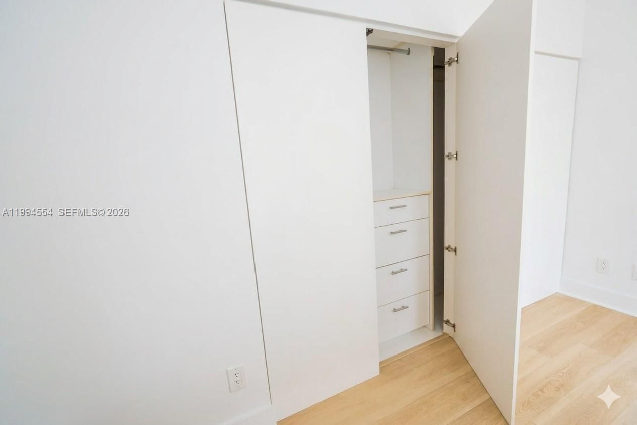 Real estate property located at 325 Biscayne Blvd #3314, Miami-dade, One Miami West Condo, Miami, FL