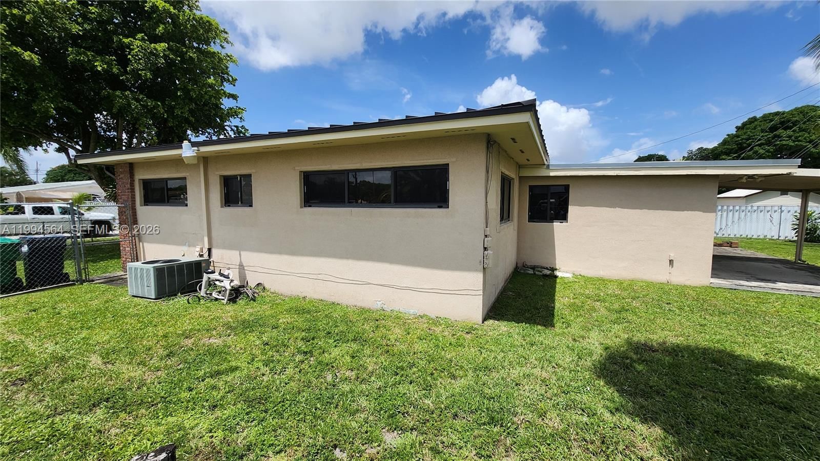 Real estate property located at 6241 110th St, Miami-dade, 4th Addn To Palm Springs, Hialeah, FL