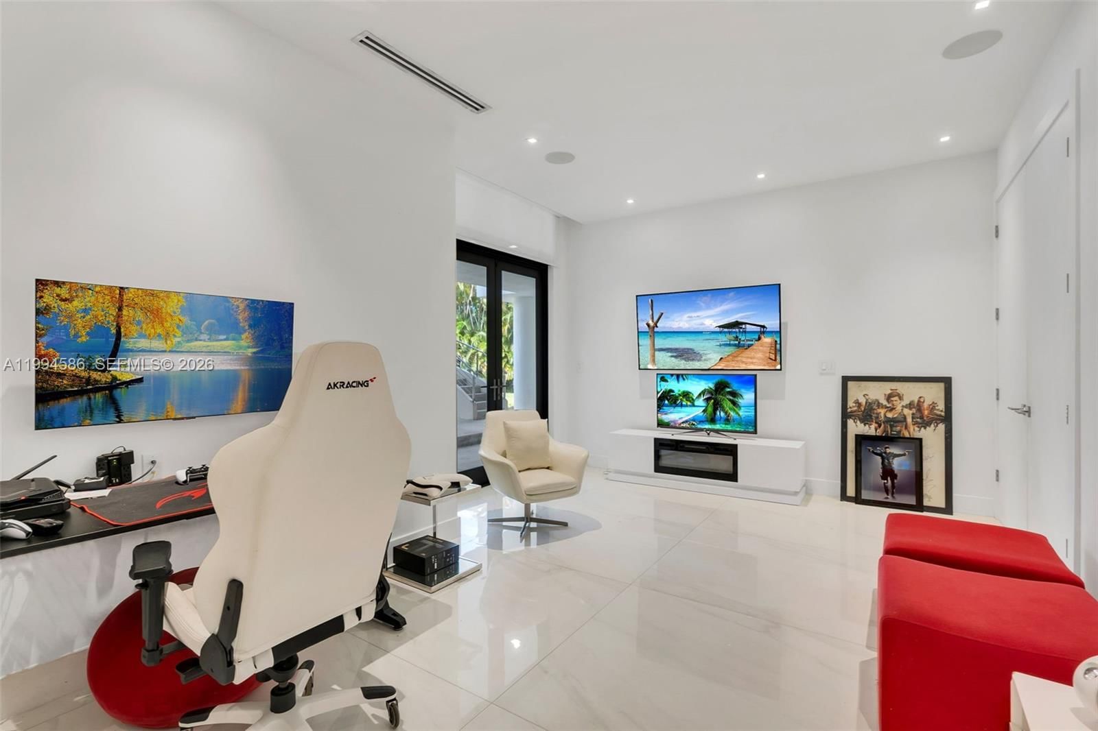 Real estate property located at 13441 Mustang Trl, Broward, Everglades Sugar & Land C, Southwest Ranches, FL