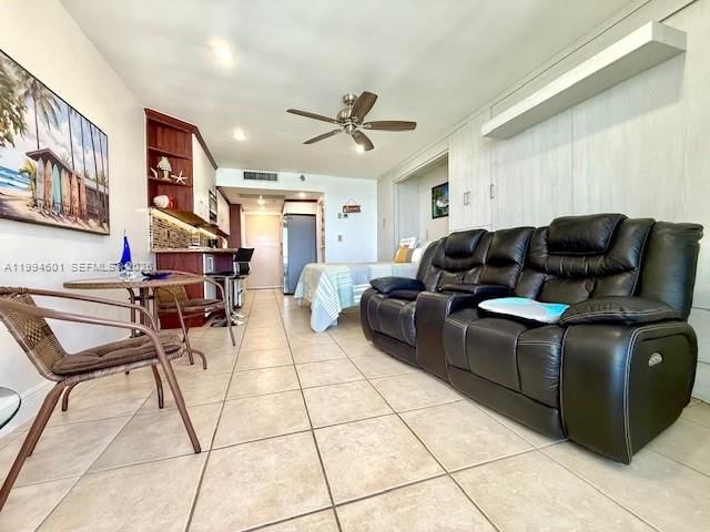 Real estate property located at 19201 COLLINS AVE #1147, Miami-dade, The Aventura Beach Club Co, Sunny Isles Beach, FL