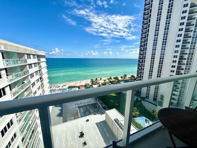 Real estate property located at 19201 COLLINS AVE #1147, Miami-dade, The Aventura Beach Club Co, Sunny Isles Beach, FL