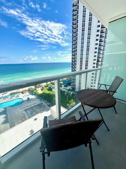 Real estate property located at 19201 COLLINS AVE #1147, Miami-dade, The Aventura Beach Club Co, Sunny Isles Beach, FL