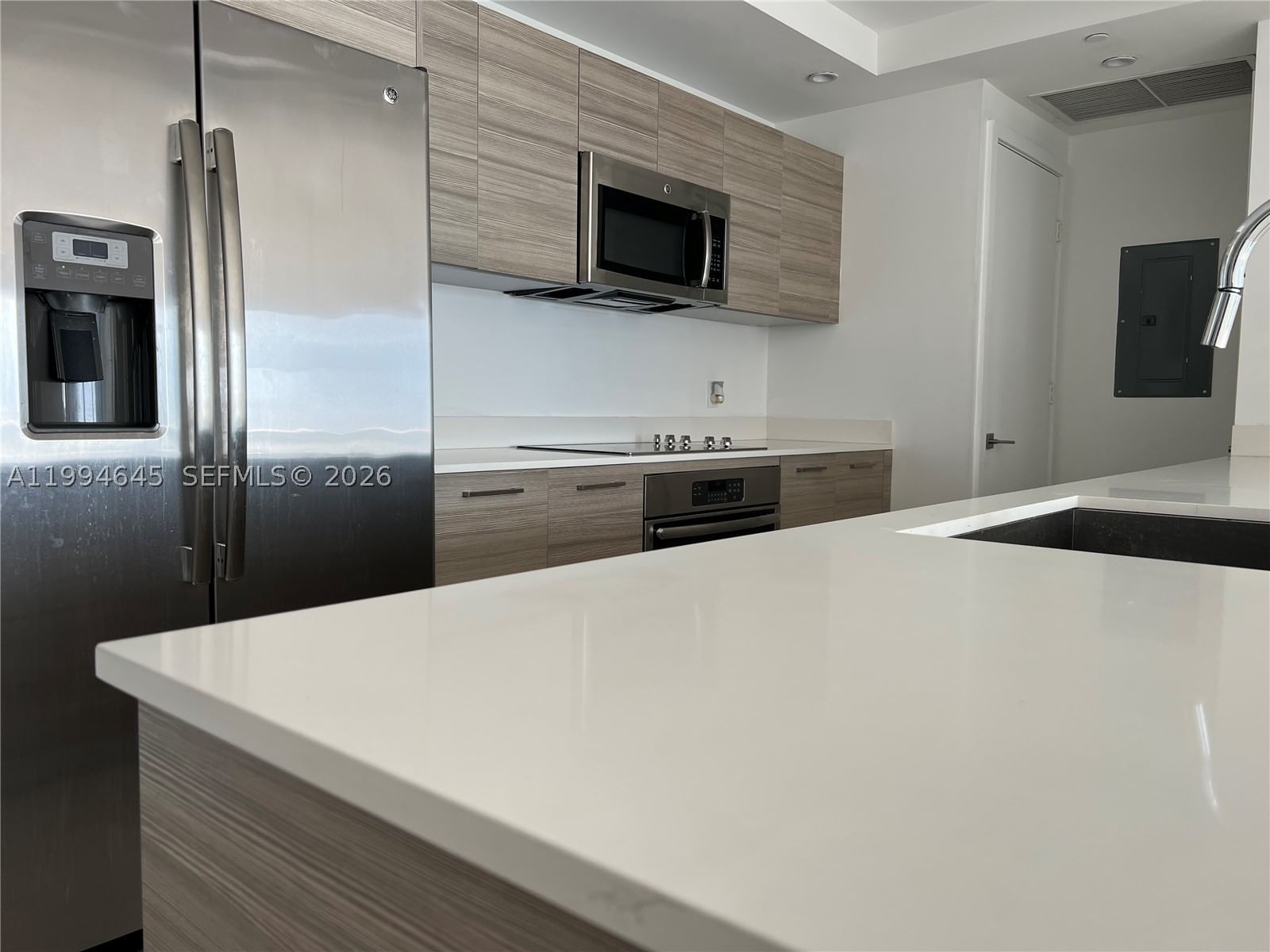 Real estate property located at 121 34th St #1207, Miami-dade, 3401 Midtown Condo, Miami, FL
