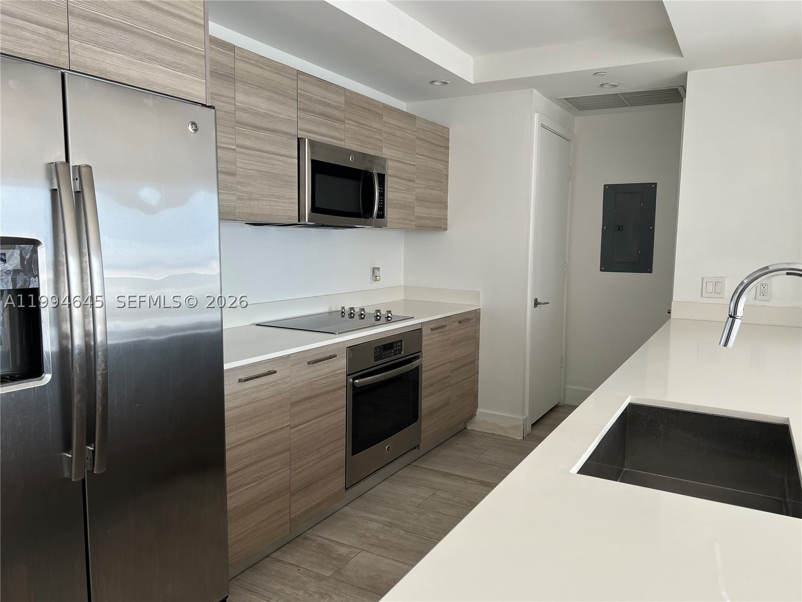 Real estate property located at 121 34th St #1207, Miami-dade, 3401 Midtown Condo, Miami, FL