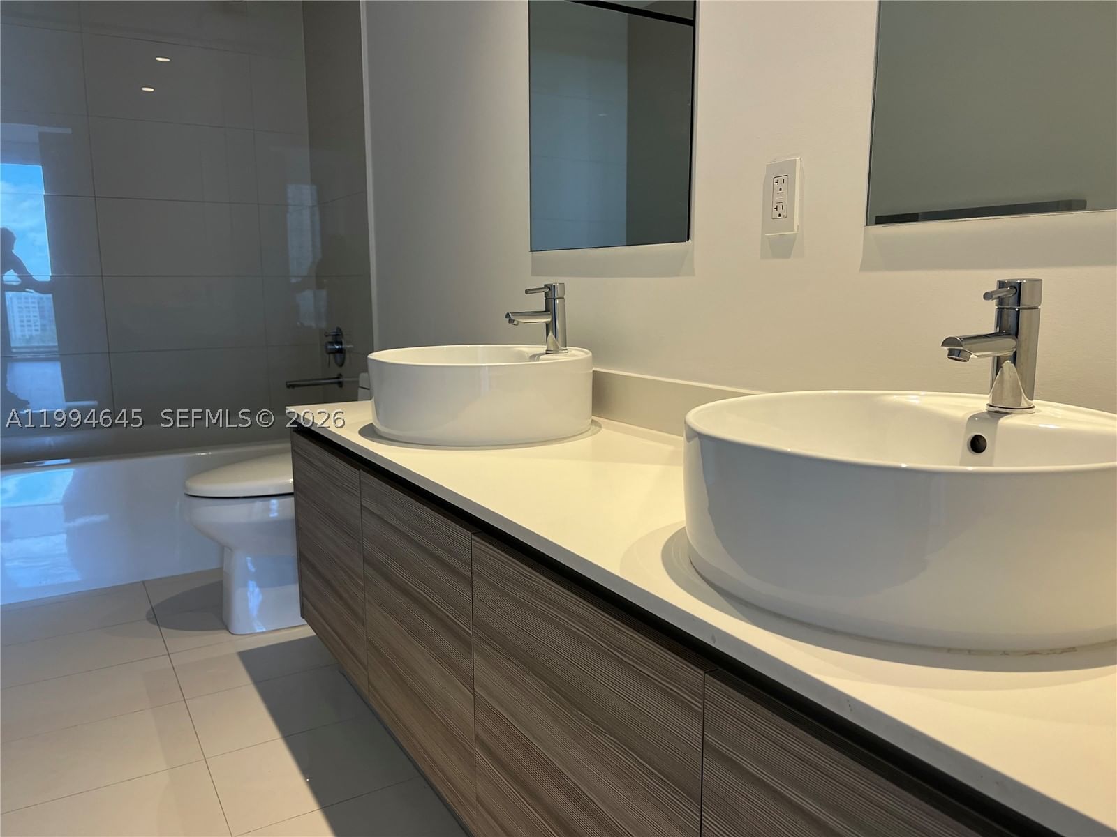 Real estate property located at 121 34th St #1207, Miami-dade, 3401 Midtown Condo, Miami, FL
