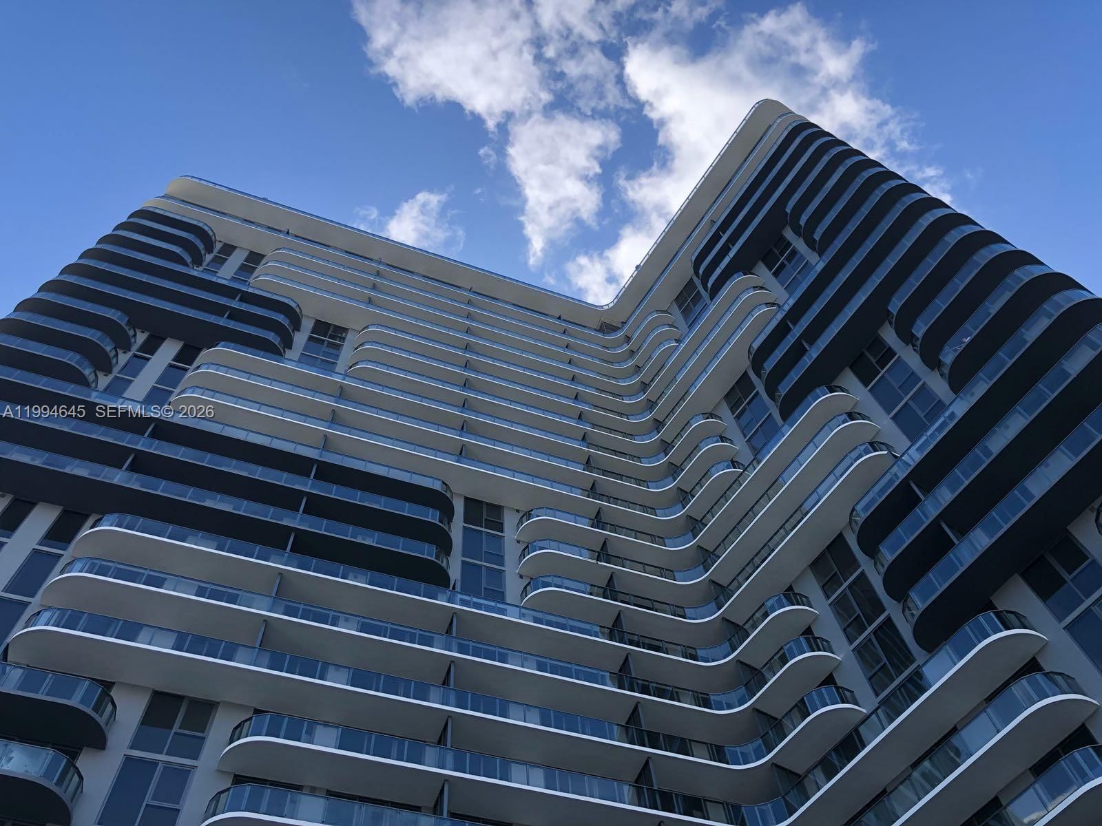 Real estate property located at 121 34th St #1207, Miami-dade, 3401 Midtown Condo, Miami, FL