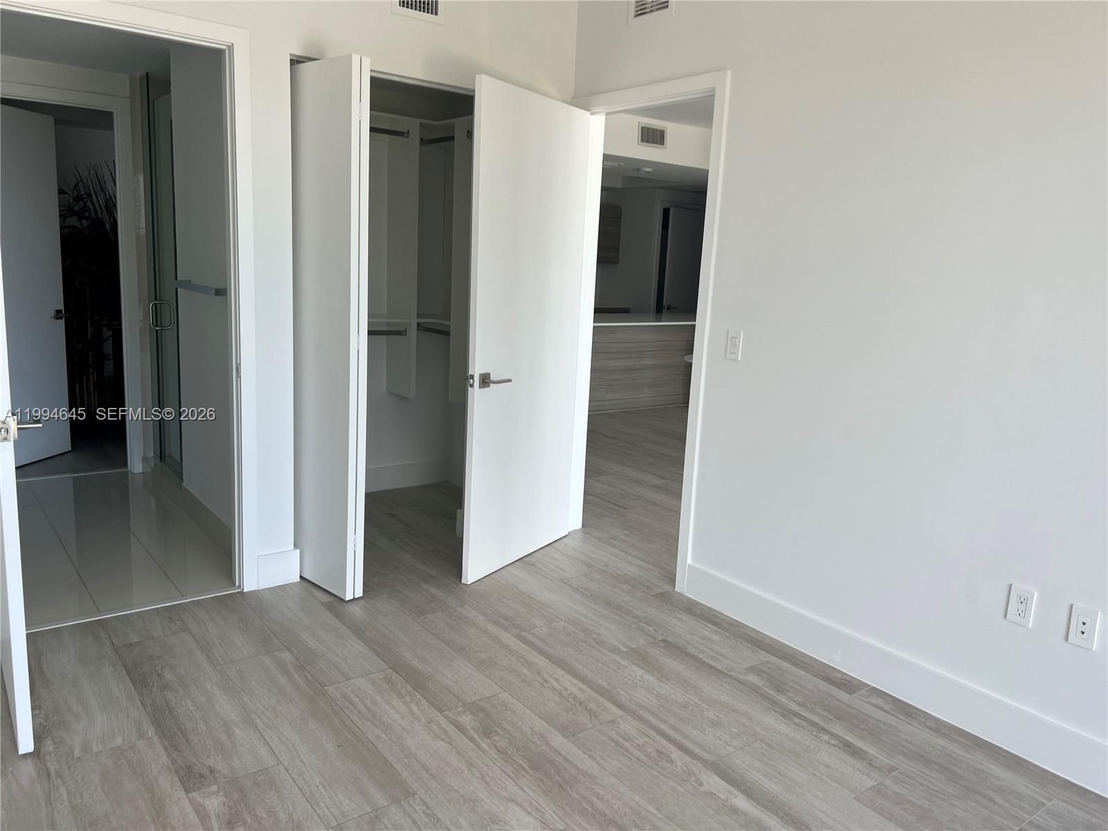 Real estate property located at 121 34th St #1207, Miami-dade, 3401 Midtown Condo, Miami, FL